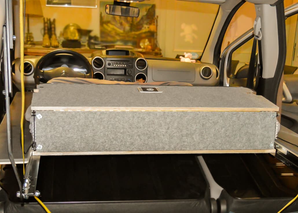 Berlingo II Car Canopy Bed — Double folding mechanism