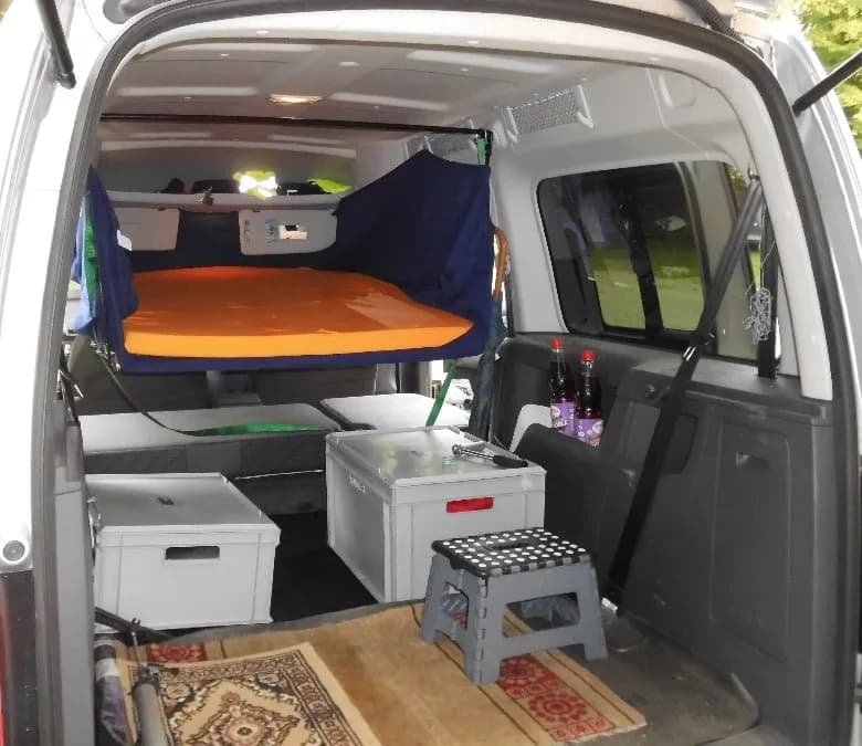 Autohimmelbett im VW Caddy III Maxi